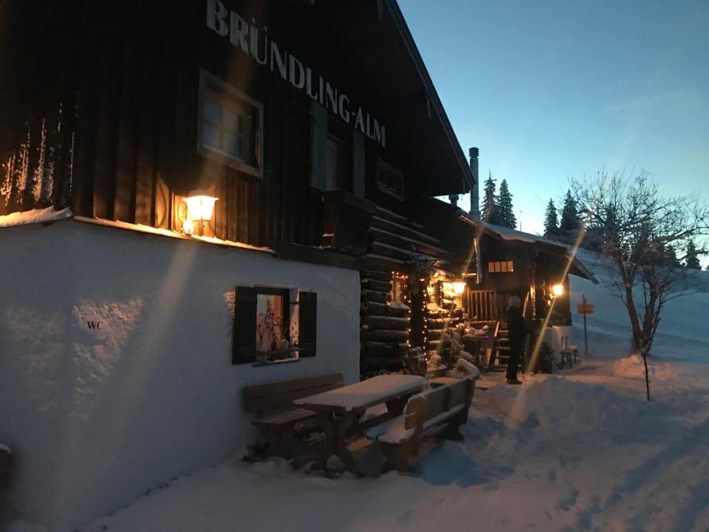 Hotel Bruendling-Alm Berggasthof Auf 1167M Auf Dem Hochfelln Bergen  Esterno foto